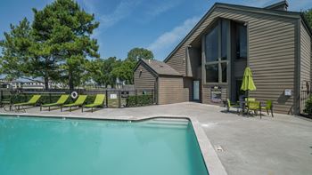 Hickory Grove Swimming Pool